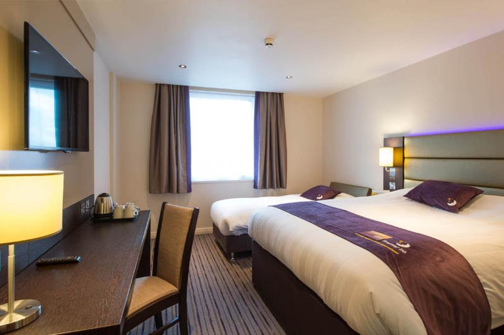 Premier Inn Inverness East Szoba fotó
